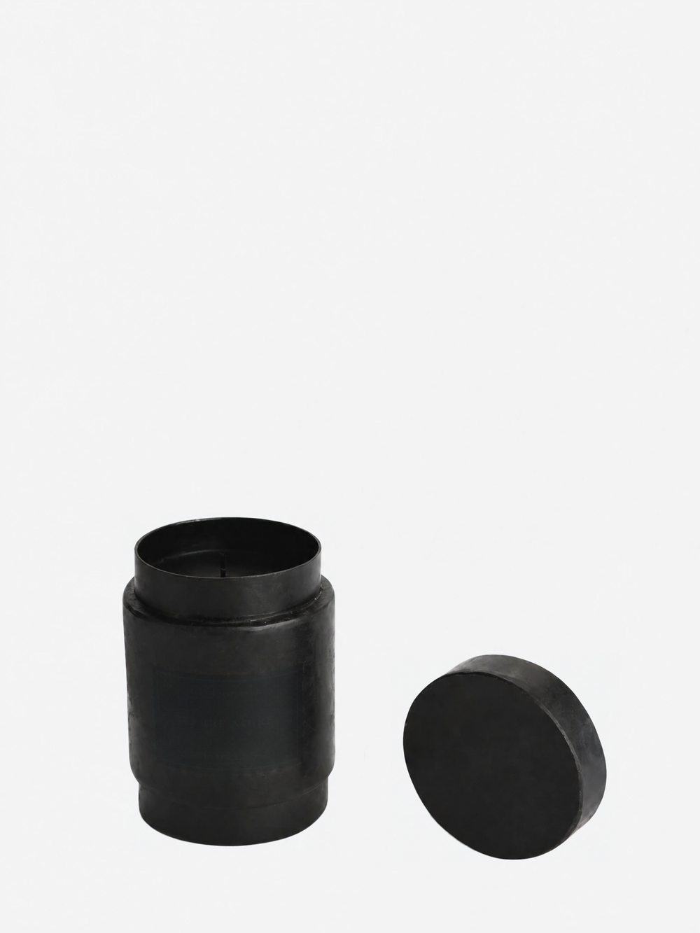 Mad Et Len   Bougie Monarchia Large Black Wax (Terre Noire